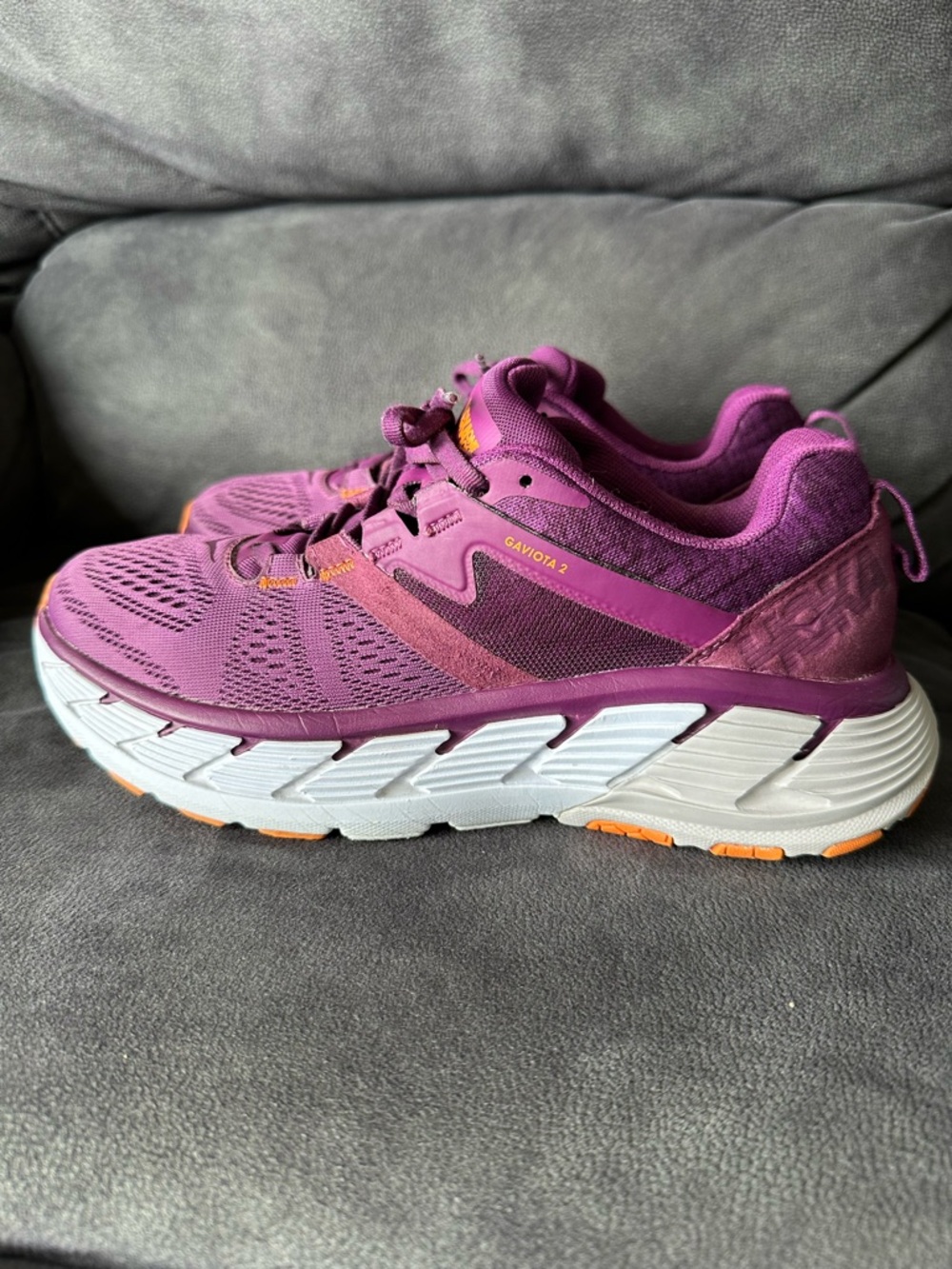 Hoka One One Gaviota 2 Women's Running Shoe - Magenta size 8